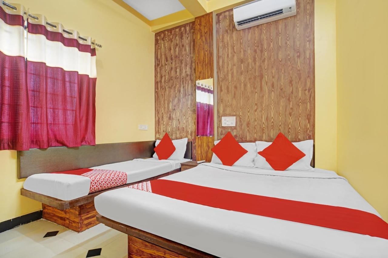 Oyo 79454 Shree Laxmi Palace Hotel Ujjain Exterior photo